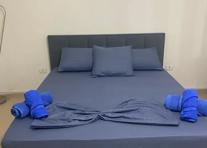 Chlo 4 * Τίρανα