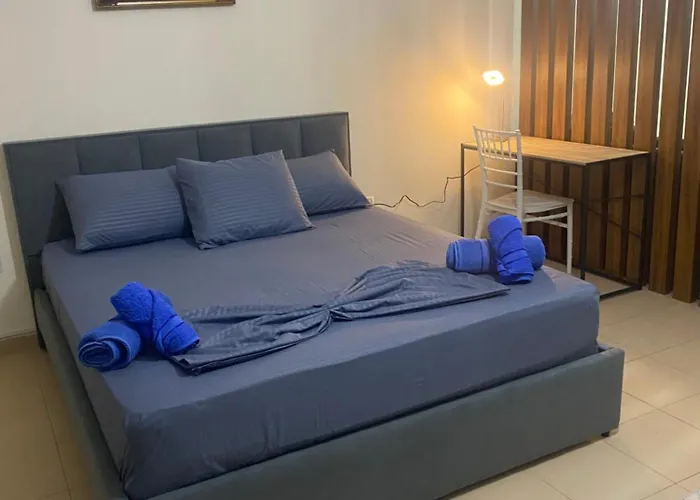 Chlo 4 * Τίρανα